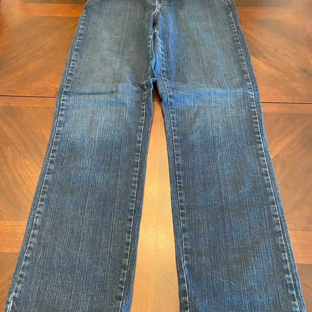 LEE  blue relaxed straight leg jeans EUC size 10 LONG ( 2 available )